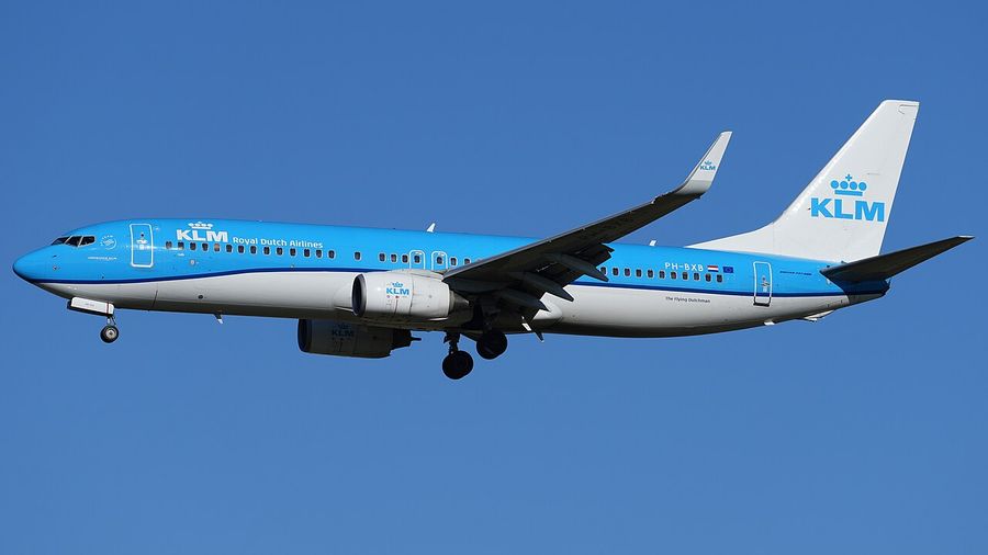 KLM — Boeing 737-800